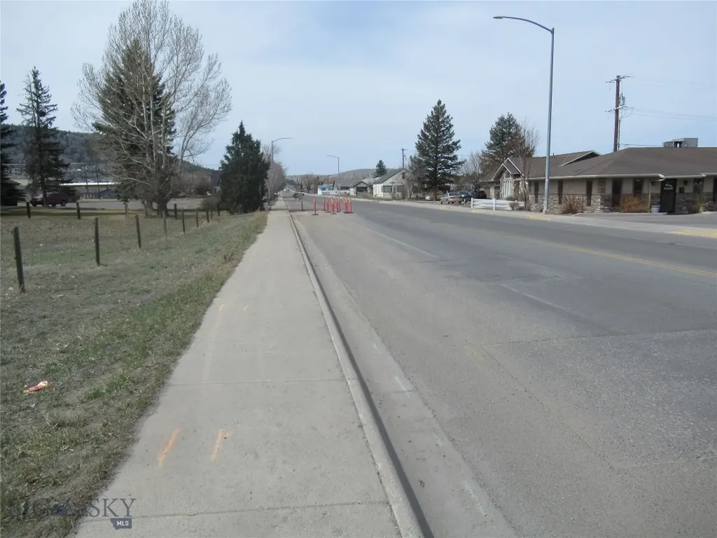 1830 Holmes Butte MT 59701