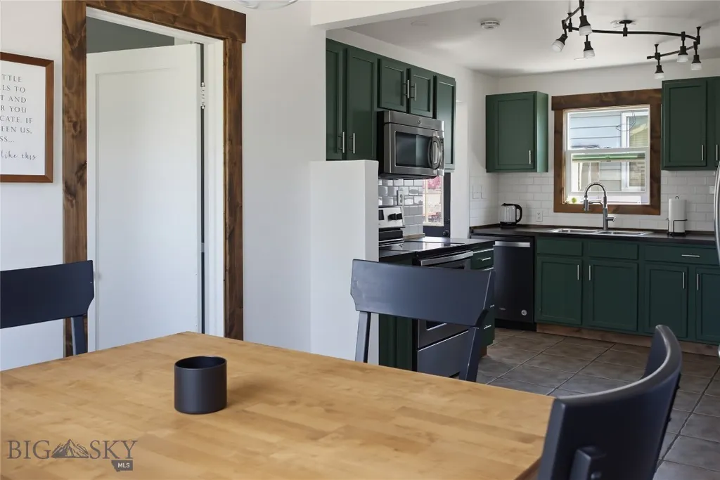 3015 Richardson Butte MT 59701
