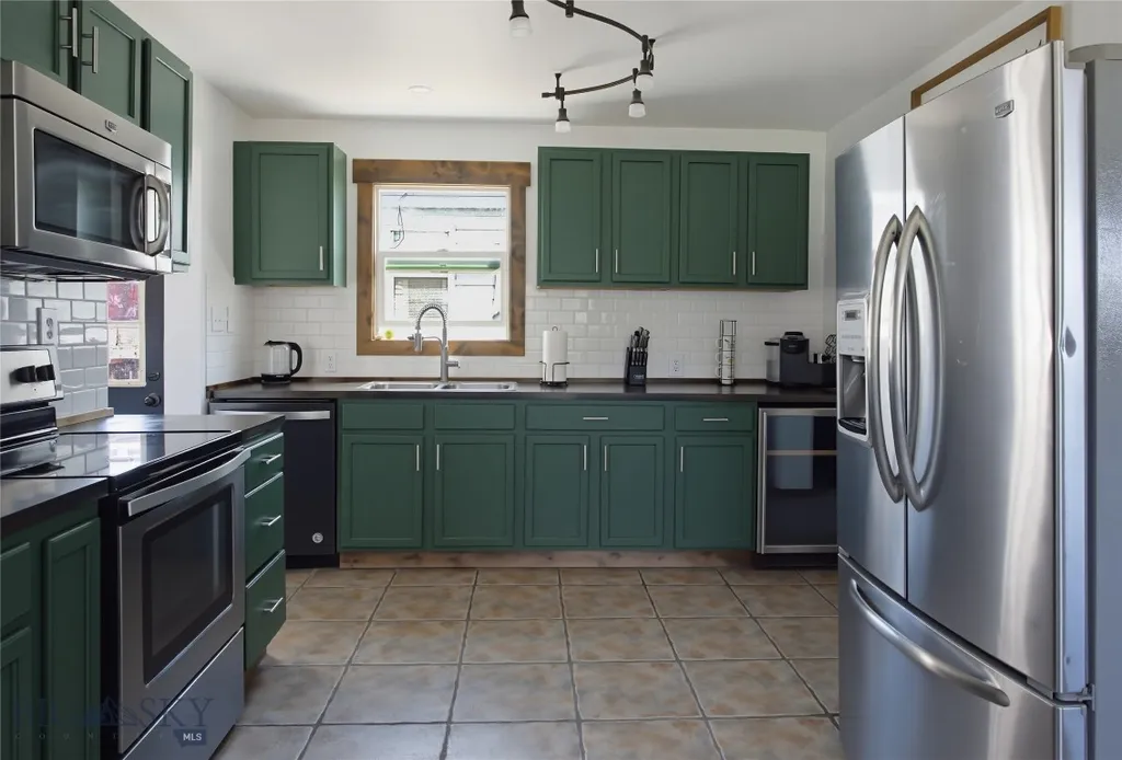 3015 Richardson Butte MT 59701