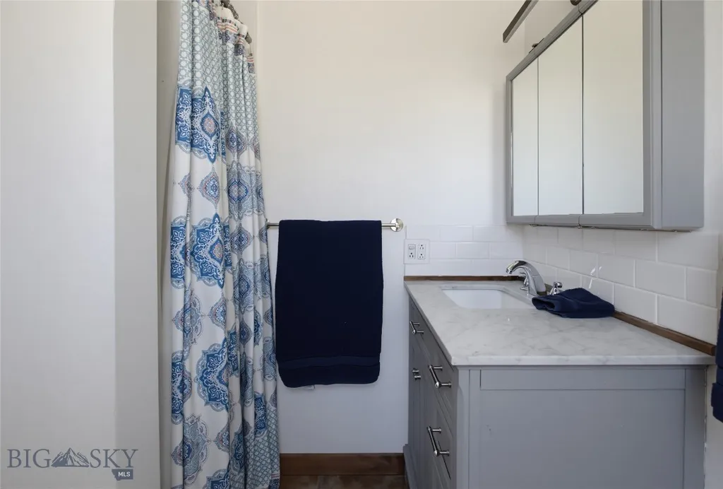 3015 Richardson Butte MT 59701