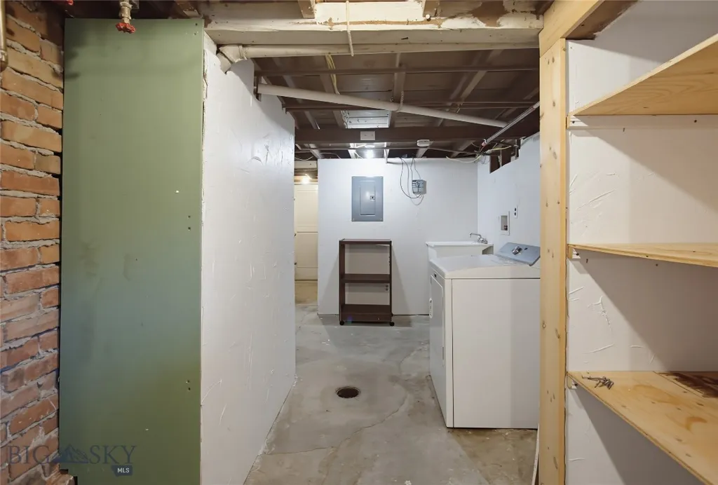 3015 Richardson Butte MT 59701
