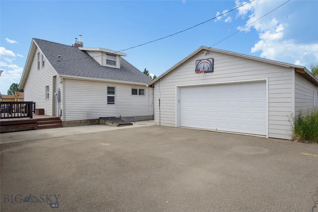 3015 Richardson Butte MT 59701