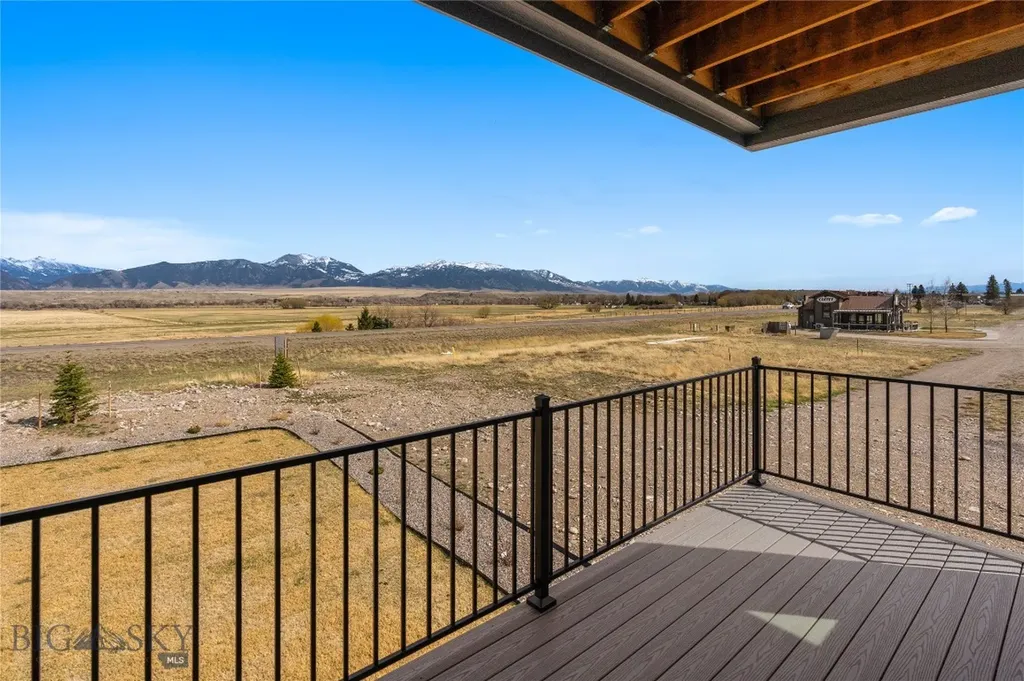 450 Loomis Way & 420 Sage Avenue Ennis MT 59729