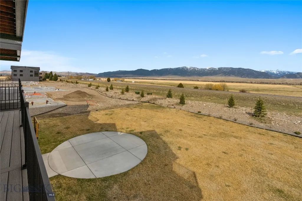 450 Loomis Way & 420 Sage Avenue Ennis MT 59729