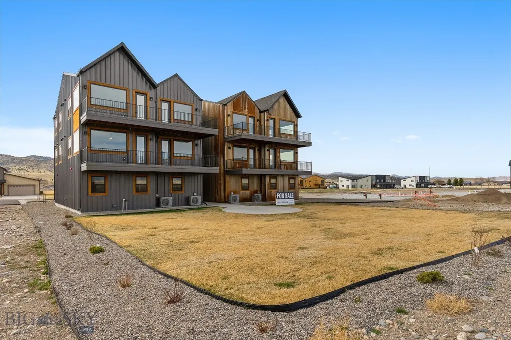 450 Loomis Way & 420 Sage Avenue Ennis MT 59729
