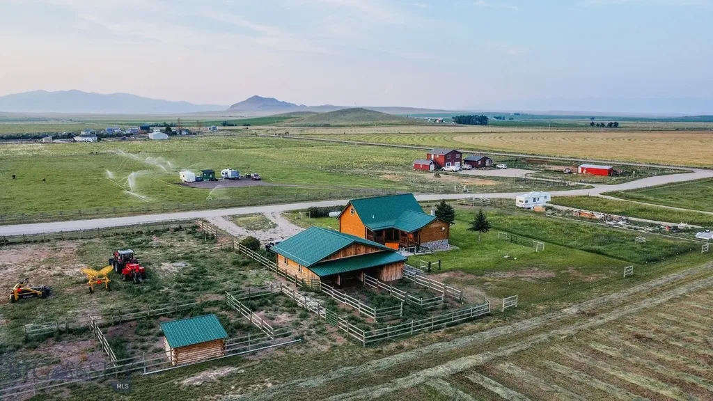 588 Saddle Drive Dillon MT 59725