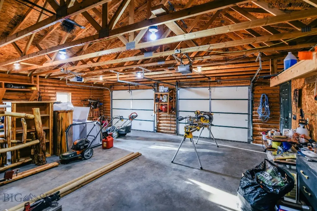 588 Saddle Drive Dillon MT 59725