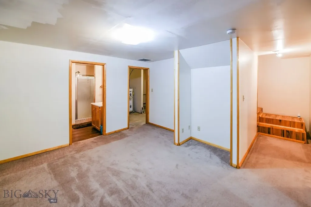 588 Saddle Drive Dillon MT 59725