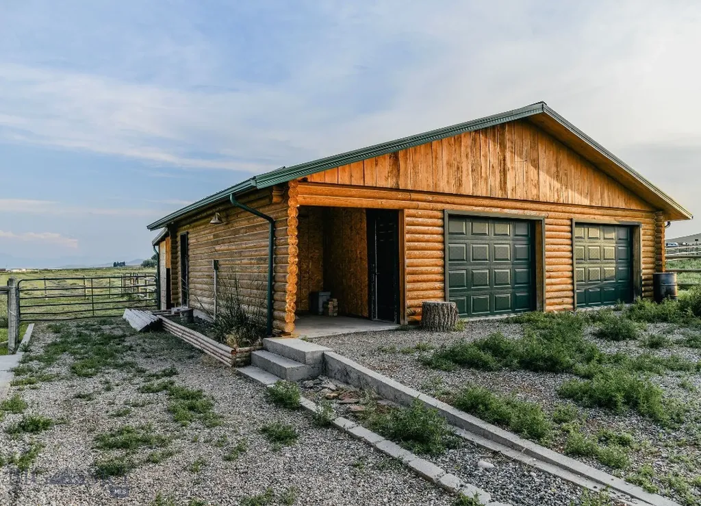 588 Saddle Drive Dillon MT 59725