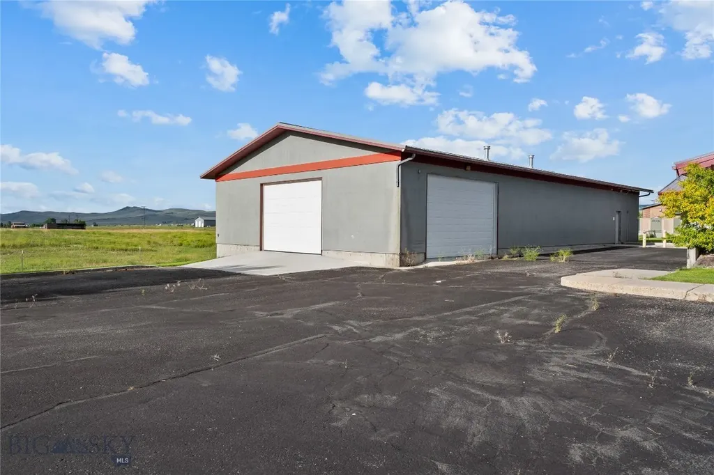 1003 Buckskin Drive Deer Lodge MT 59722