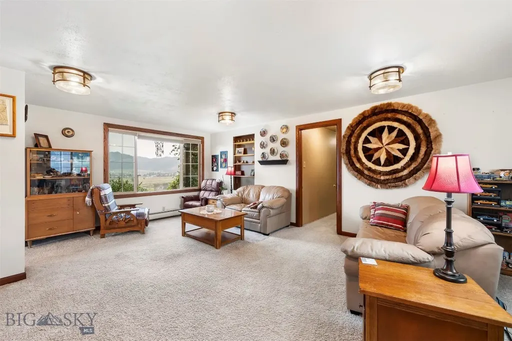 8801 Us Highway 10 Butte MT 59701