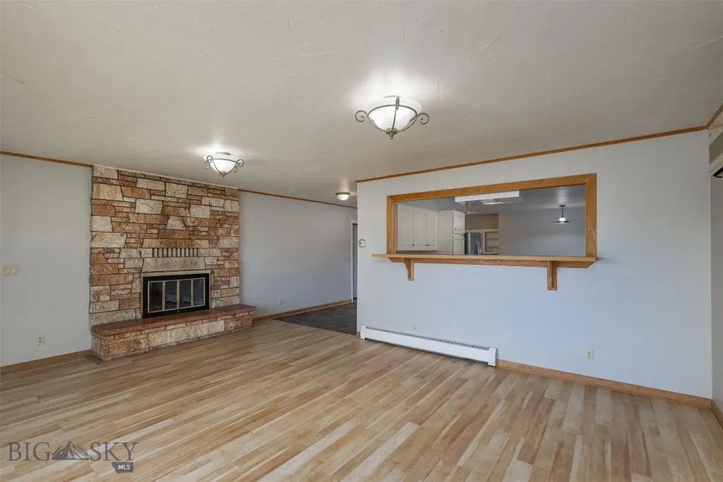 422 N 11th Bozeman MT 59715