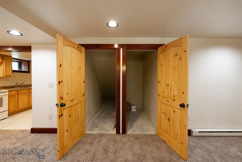 422 N 11th Bozeman MT 59715