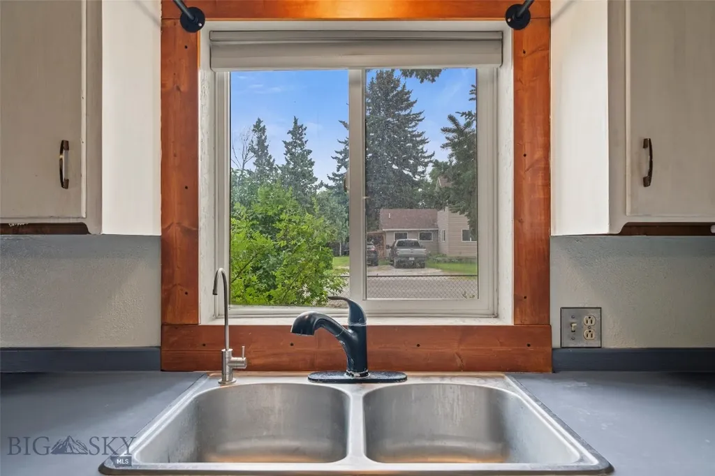 133 S Oak Street Townsend MT 59644