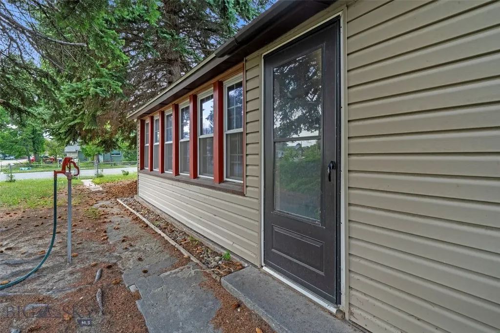 133 S Oak Street Townsend MT 59644