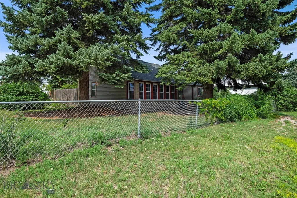 133 S Oak Street Townsend MT 59644