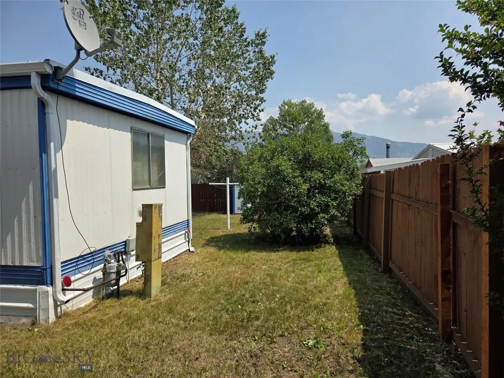1426 Sunset Butte MT 59701