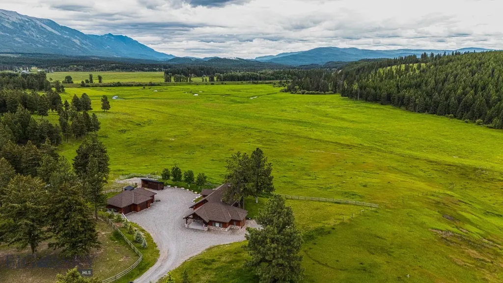 950 Eagle Lake Loop Fortine MT 59918
