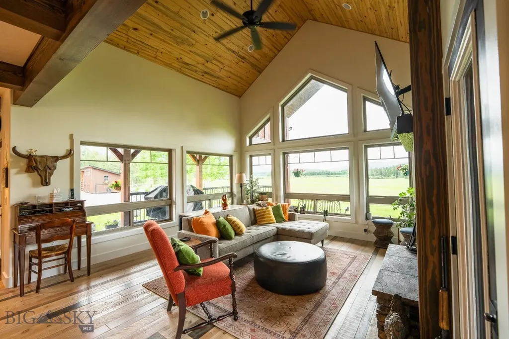 950 Eagle Lake Loop Fortine MT 59918