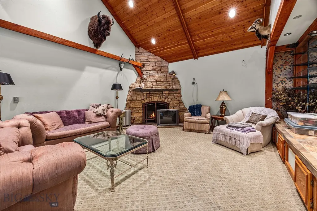 80 Browns Gulch Clancy MT 59634