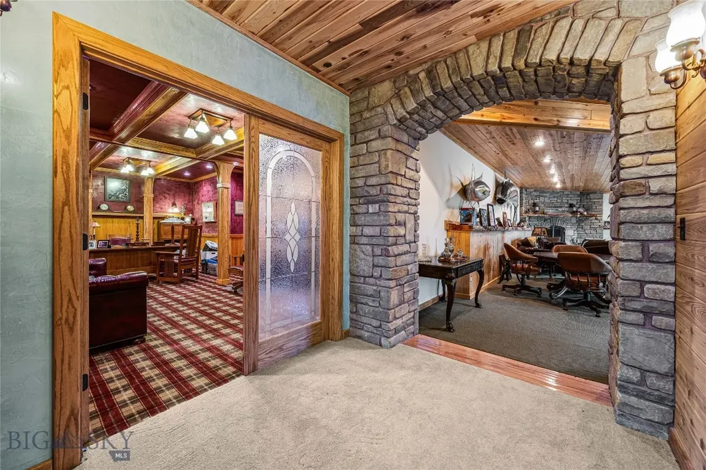 80 Browns Gulch Clancy MT 59634
