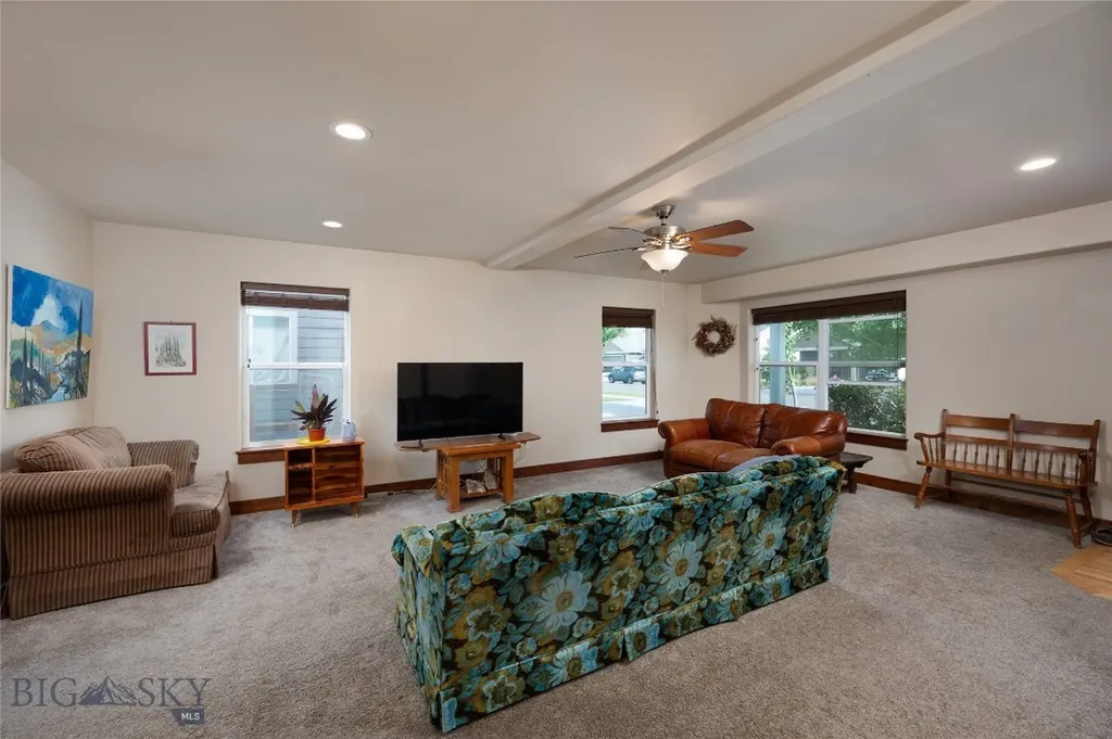 4483 Glenwood Drive Bozeman MT 59718