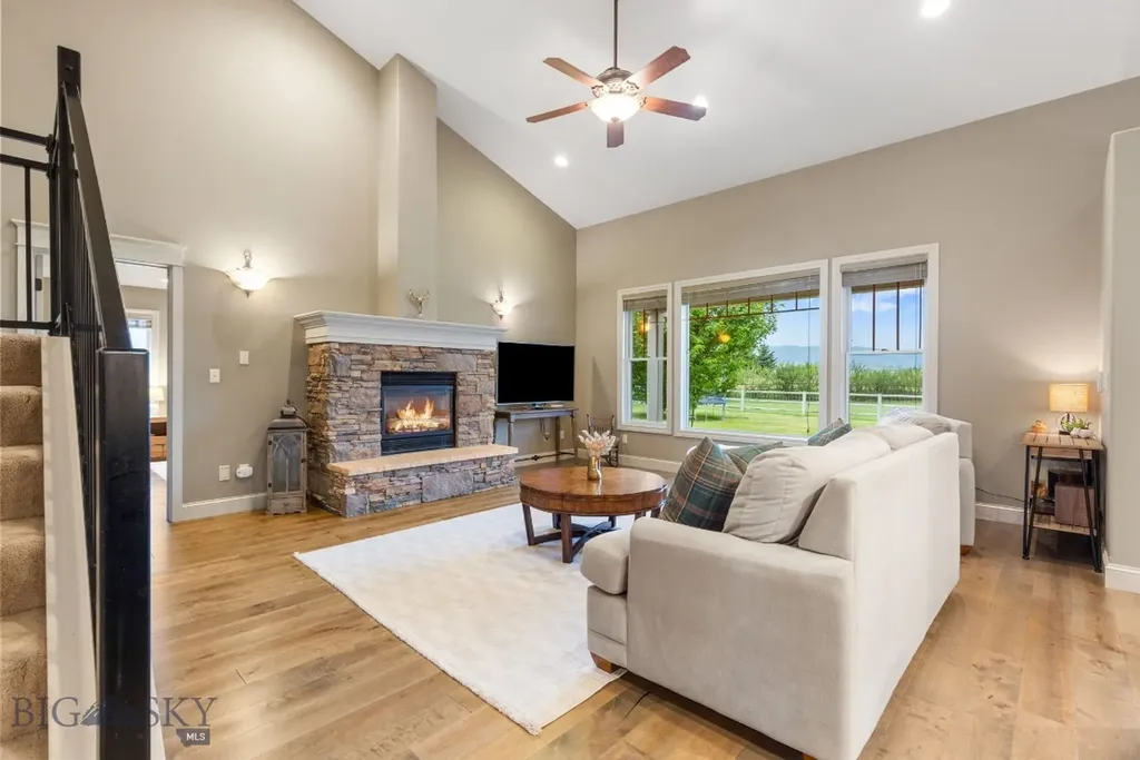 9835 Happy Acres W Bozeman MT 59718