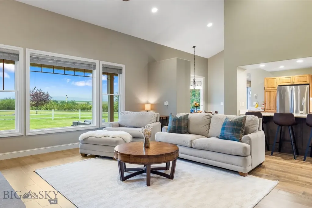 9835 Happy Acres W Bozeman MT 59718