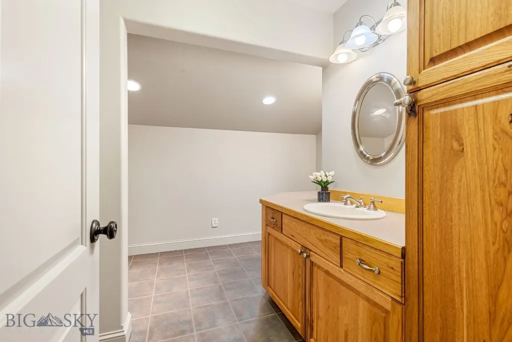 9835 Happy Acres W Bozeman MT 59718