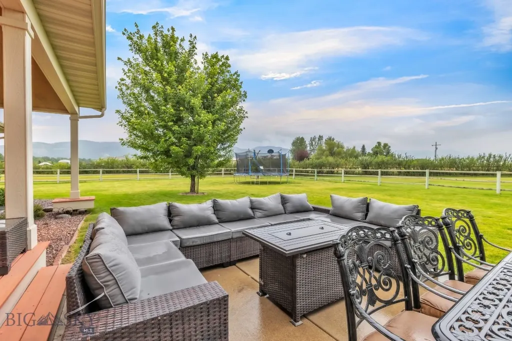 9835 Happy Acres W Bozeman MT 59718