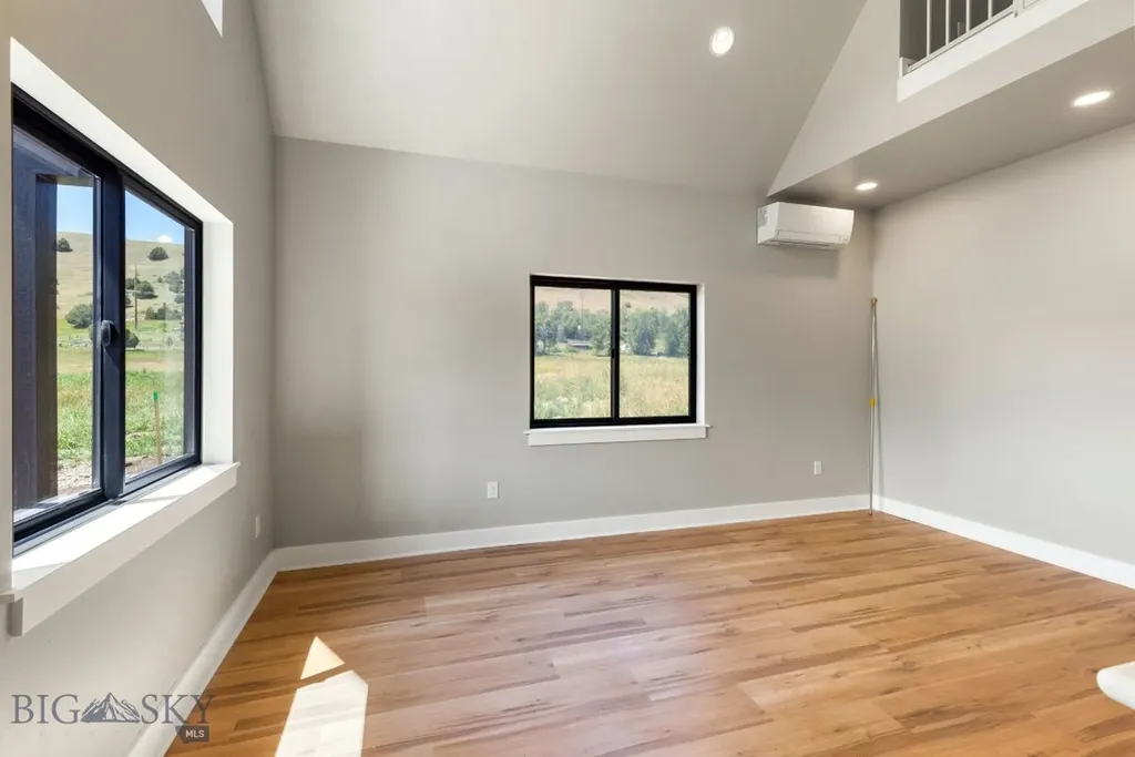 55 Apricot Scone Lane Gallatin Gateway MT 59730