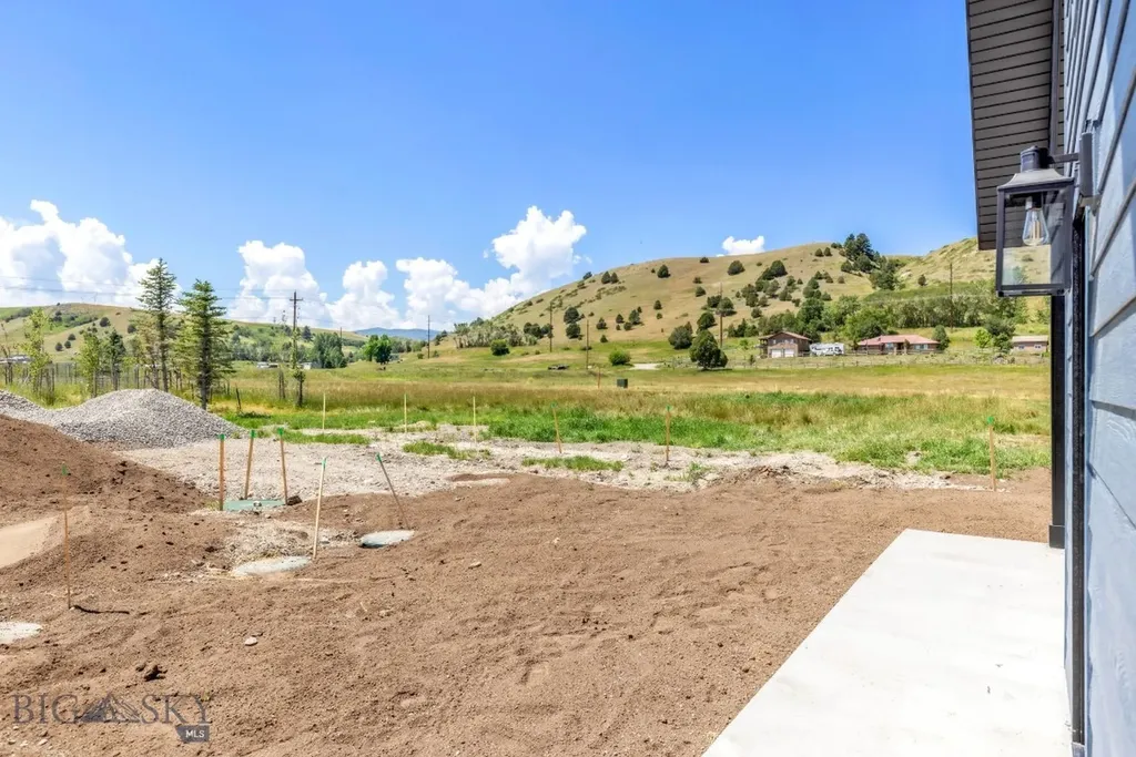 55 Apricot Scone Lane Gallatin Gateway MT 59730