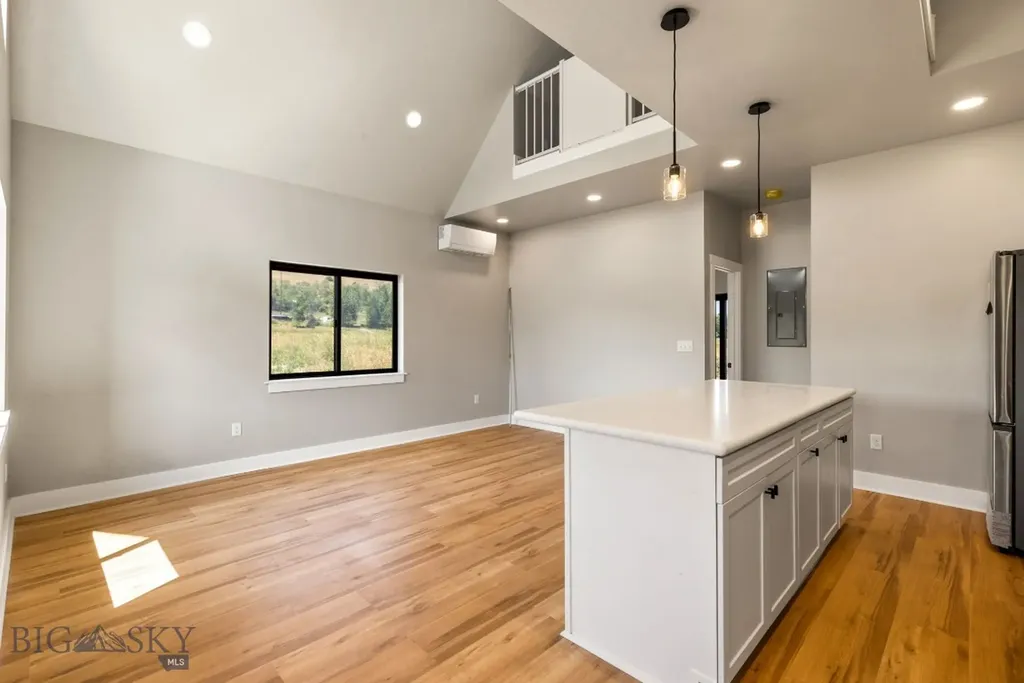 55 Apricot Scone Lane Gallatin Gateway MT 59730
