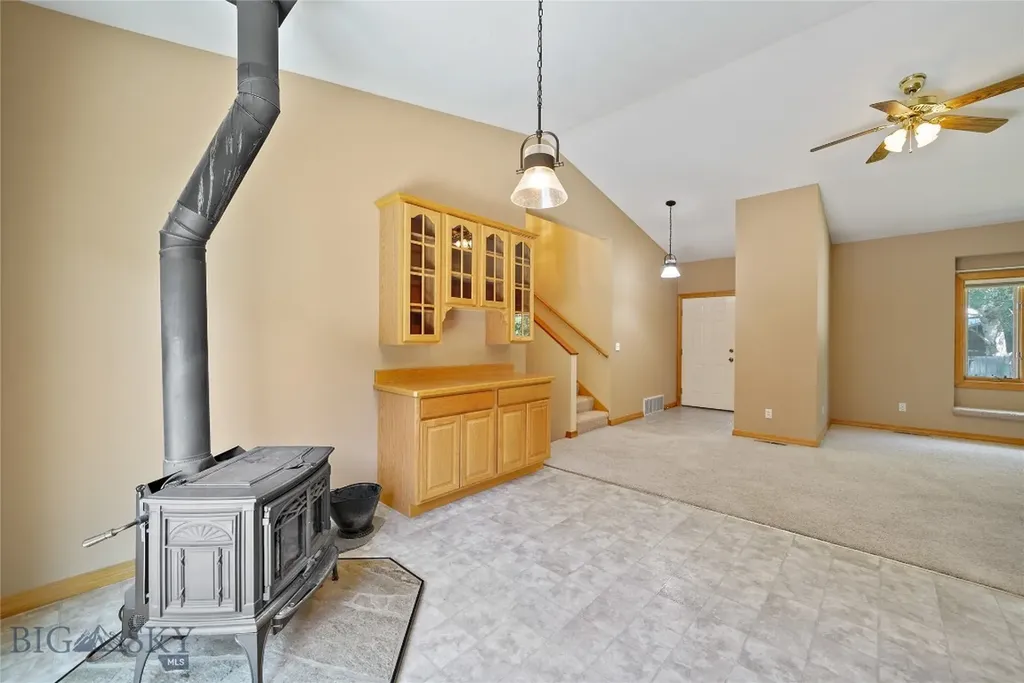 38A N Woodard Avenue Absarokee MT 59001