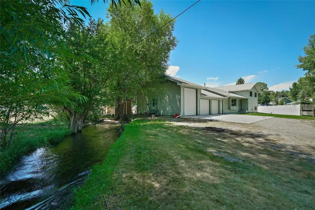 38A N Woodard Avenue Absarokee MT 59001