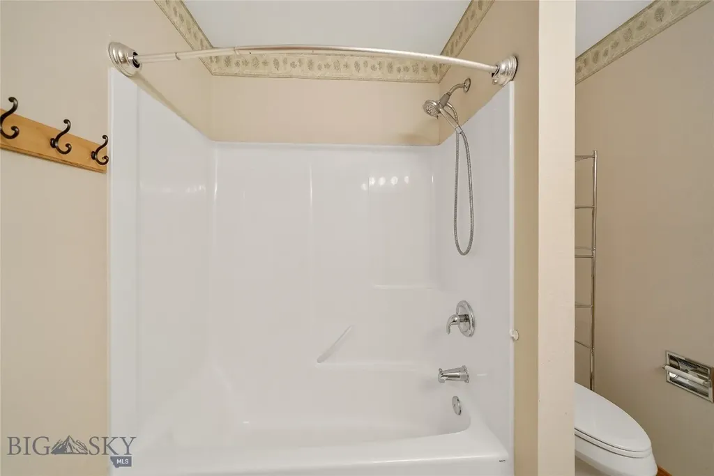 38A N Woodard Avenue Absarokee MT 59001