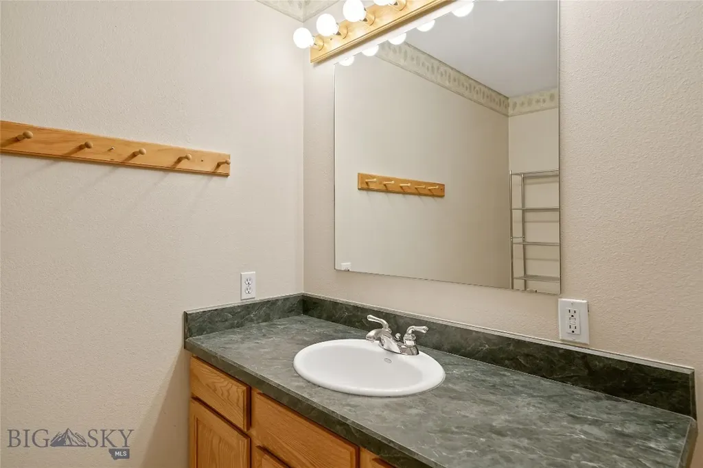 38A N Woodard Avenue Absarokee MT 59001
