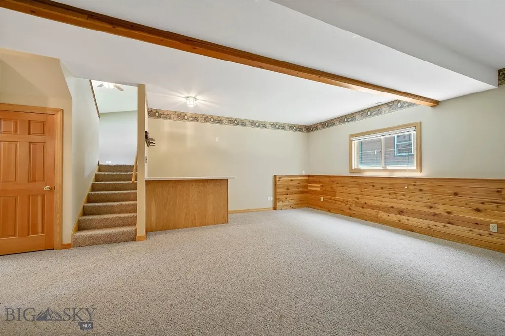 38A N Woodard Avenue Absarokee MT 59001