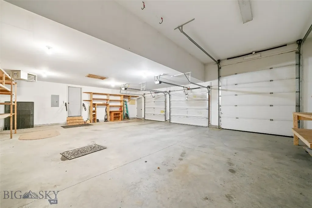 38A N Woodard Avenue Absarokee MT 59001