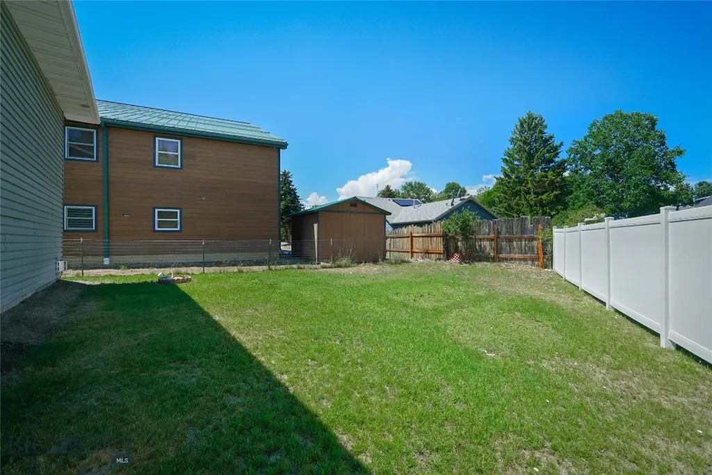 38A N Woodard Avenue Absarokee MT 59001