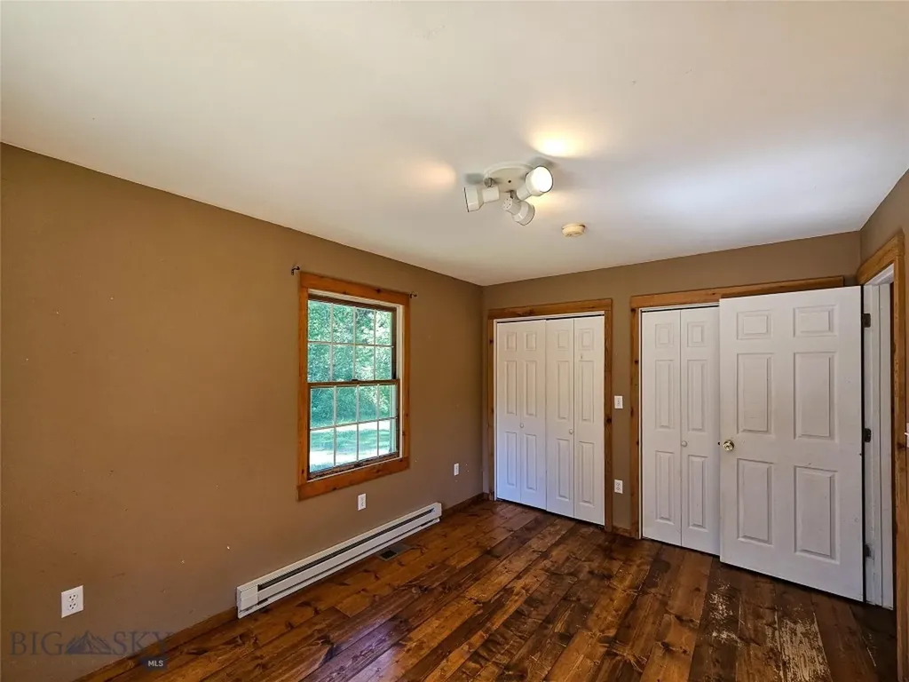 212 E Boulder Road Mcleod MT 59052