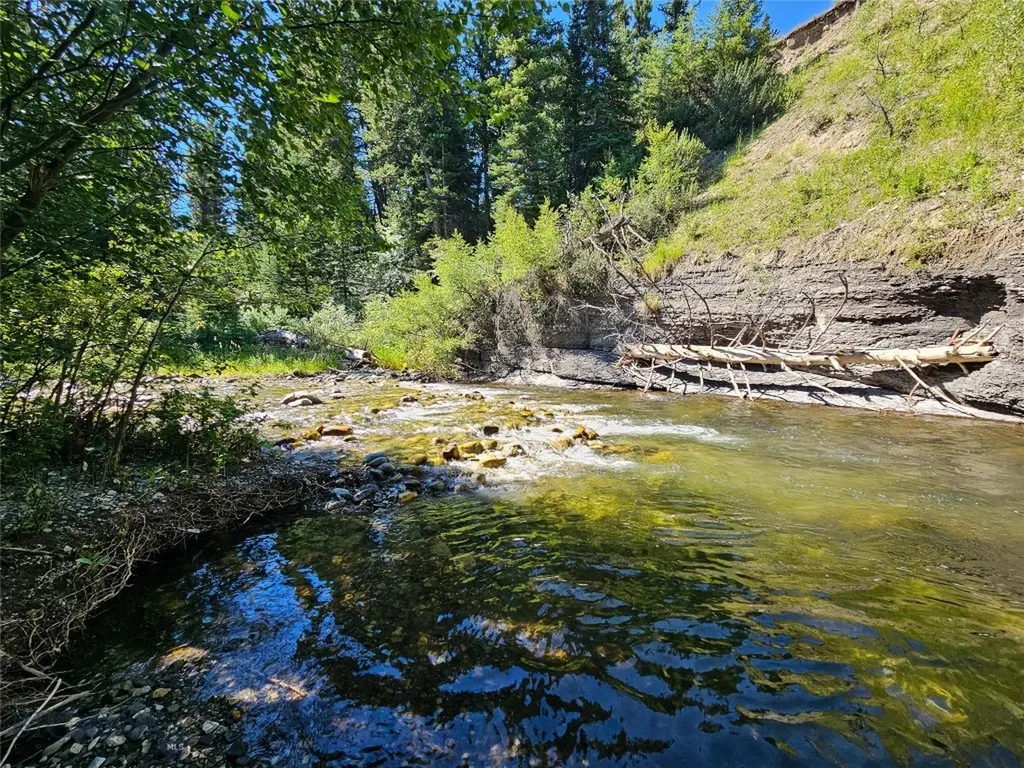 212 E Boulder Road Mcleod MT 59052