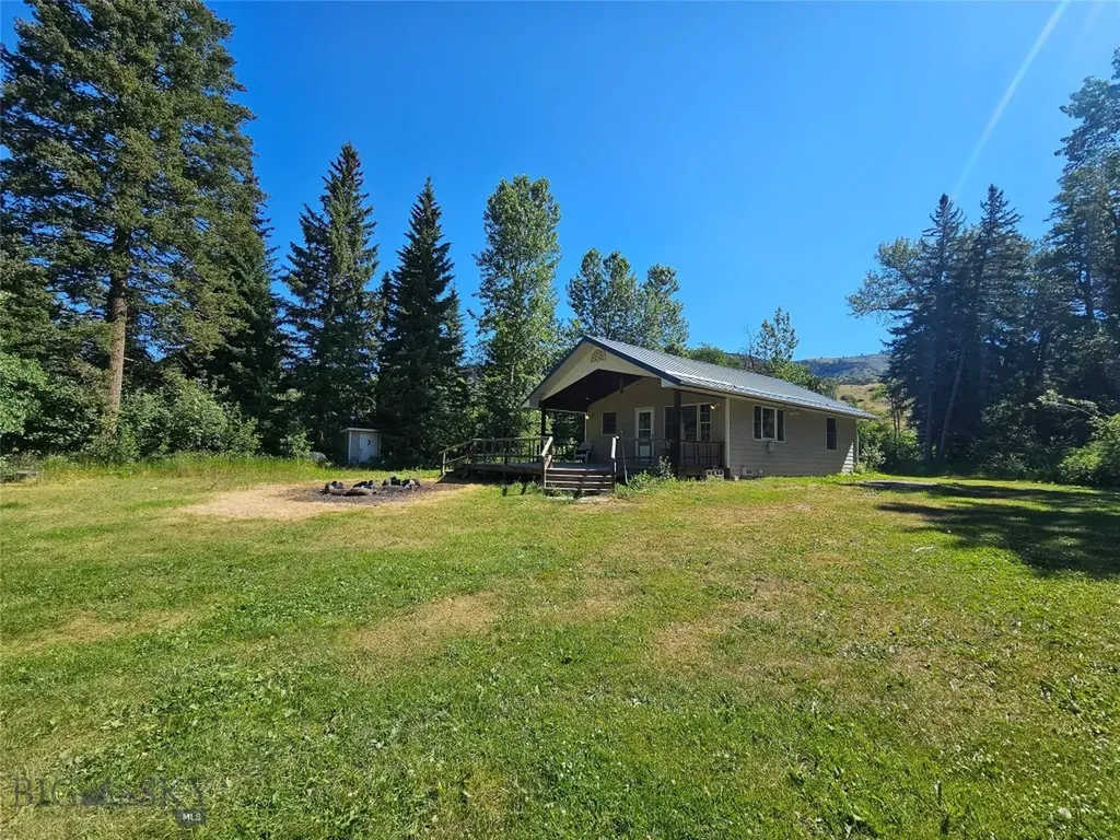 212 E Boulder Road Mcleod MT 59052