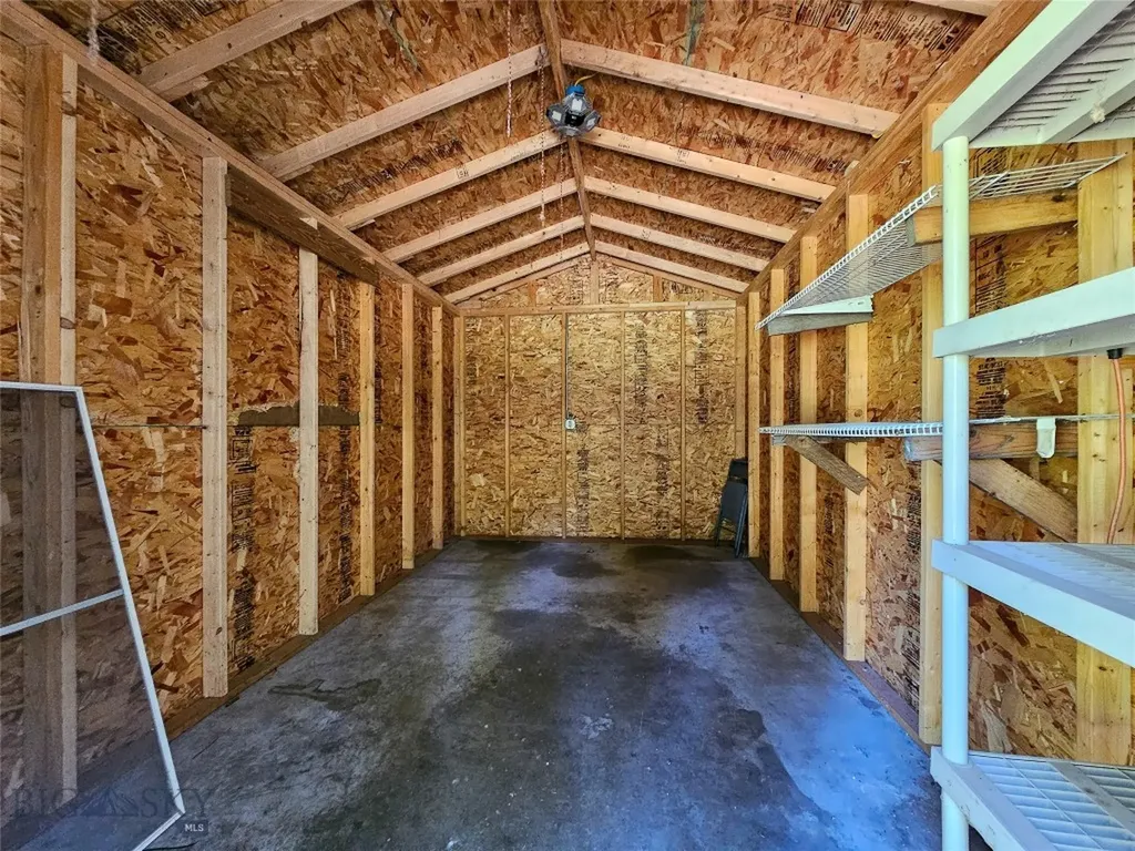 212 E Boulder Road Mcleod MT 59052