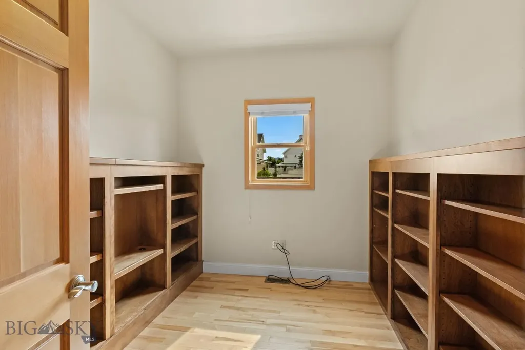 820 Farmhouse Lane Bozeman MT 59715