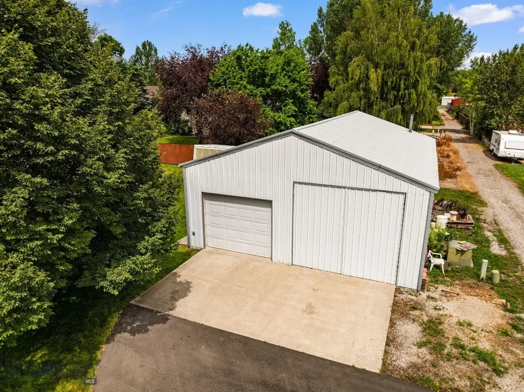 301 Hemlock Street Manhattan MT 59741