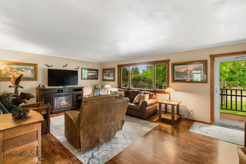 301 Hemlock Street Manhattan MT 59741