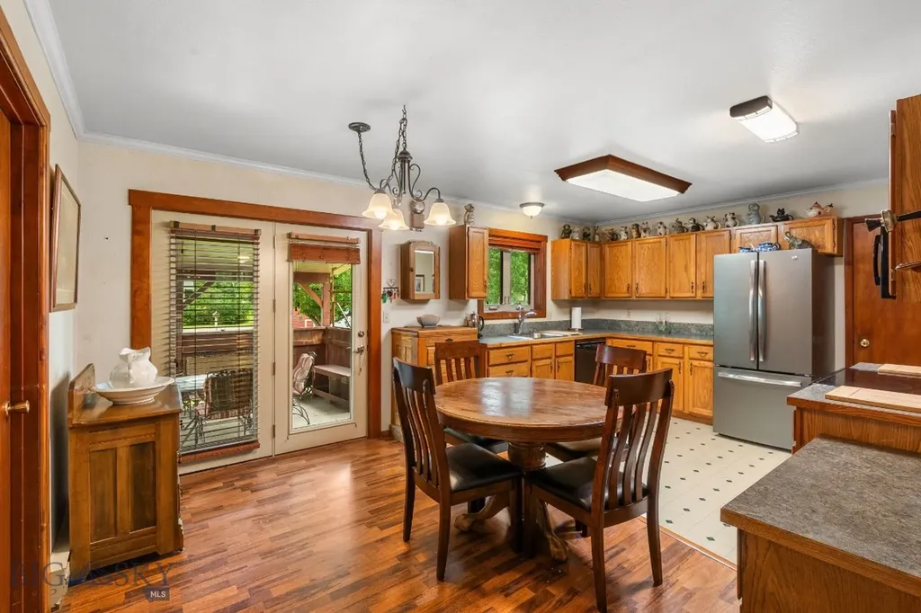 301 Hemlock Street Manhattan MT 59741