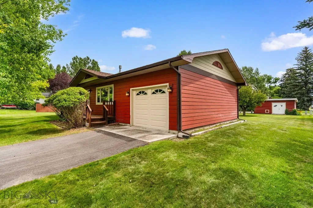 301 Hemlock Street Manhattan MT 59741