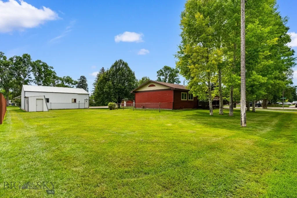 301 Hemlock Street Manhattan MT 59741
